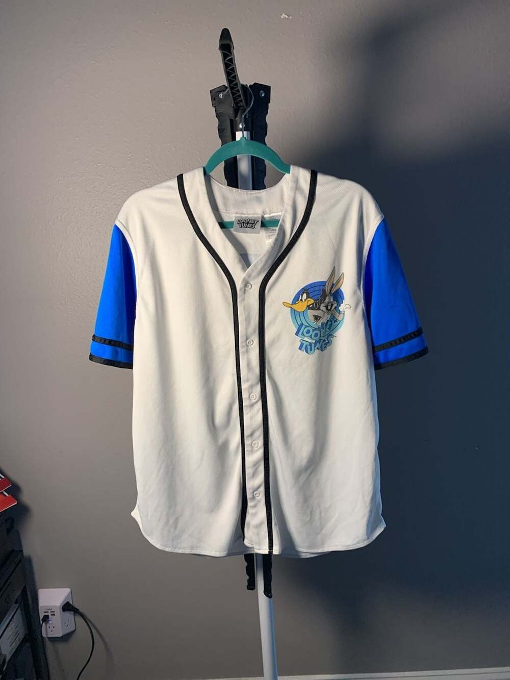 Looney Tunes Bugs Bunny Daffy Duck Taz Mesh Baseball Jersey Size L
